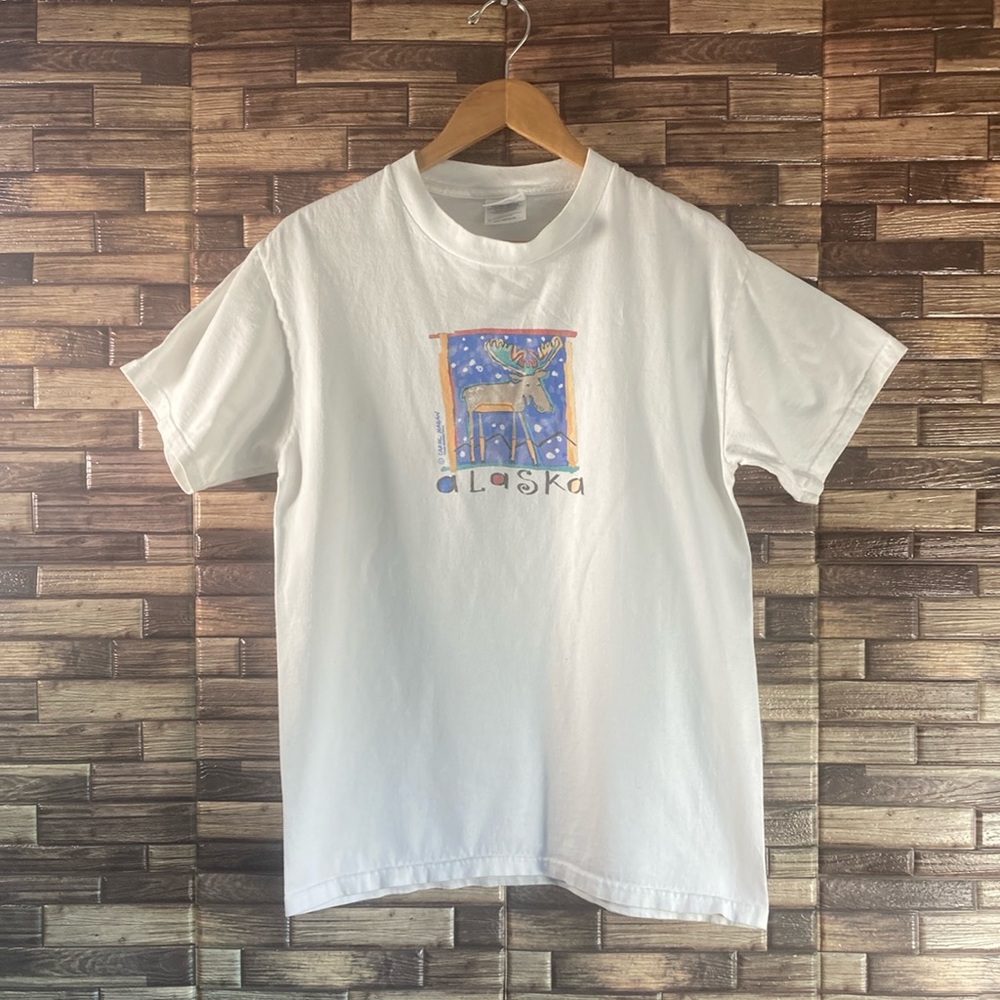 Vintage Port & Co White T Shirt Carol Hagan Alaska Medium